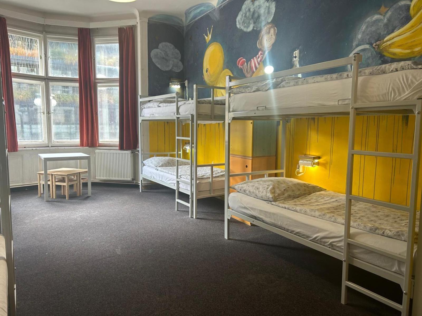 Hostel Downtown Prag Eksteriør billede