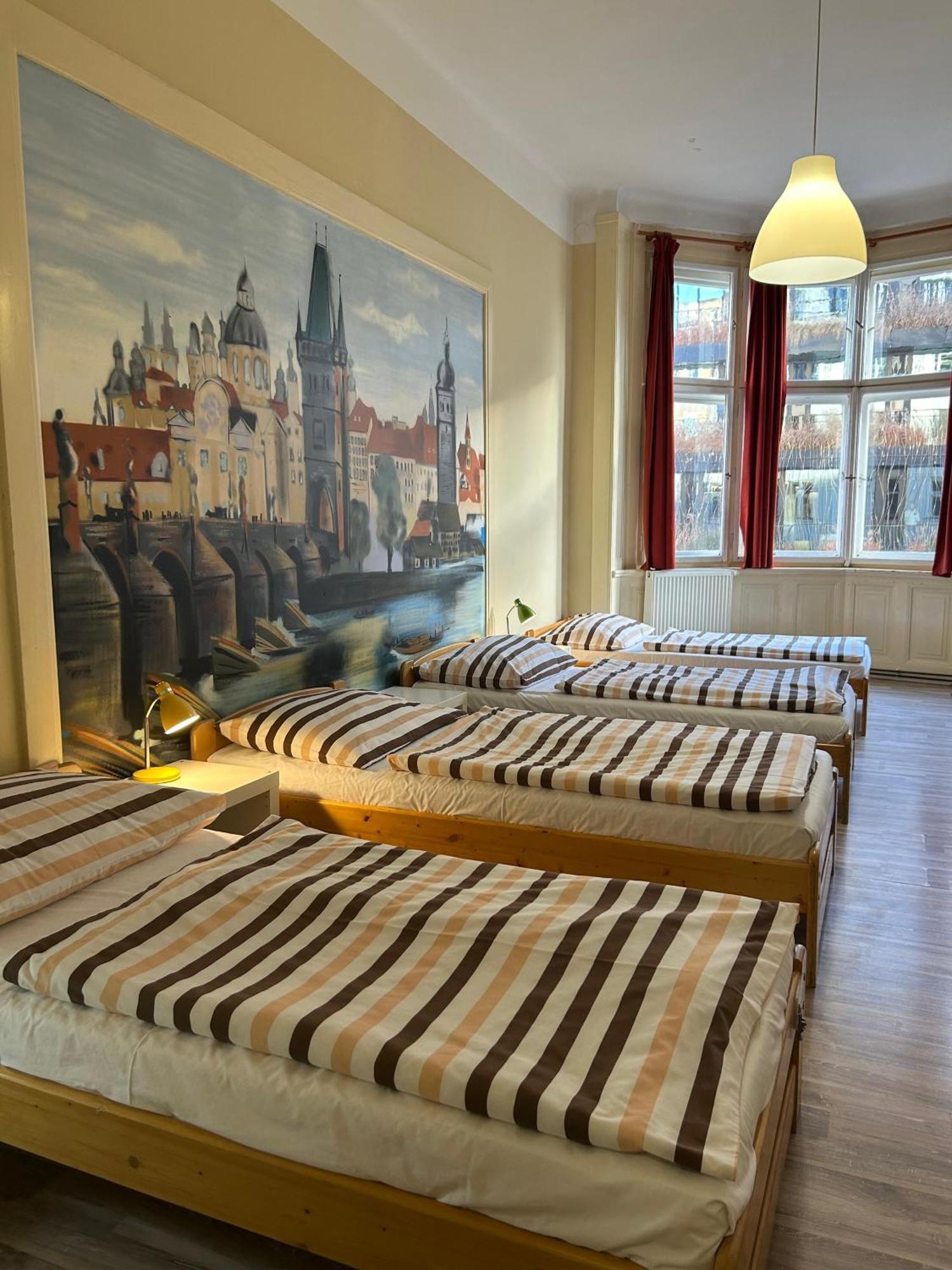 Hostel Downtown Prag Eksteriør billede