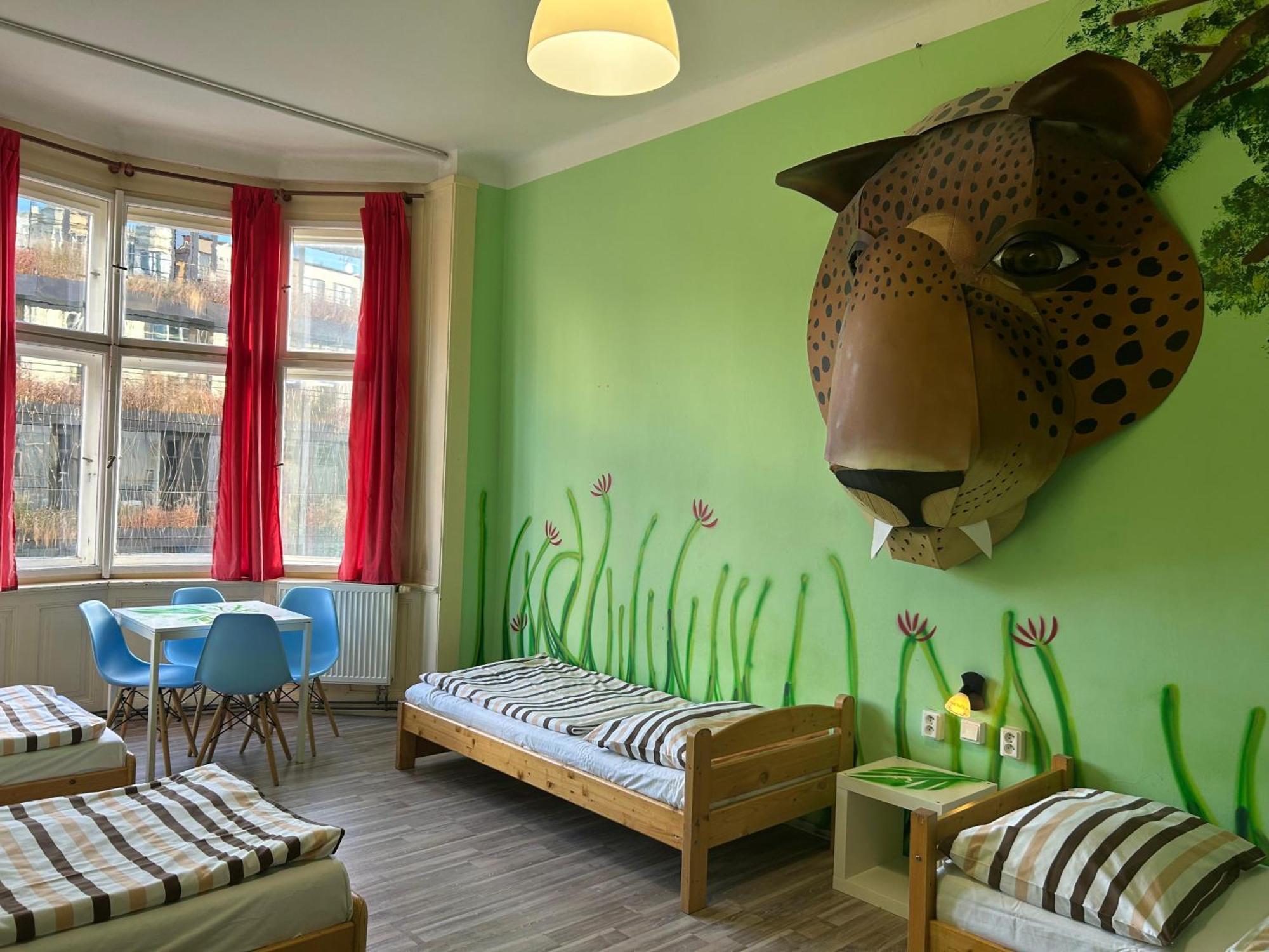 Hostel Downtown Prag Eksteriør billede