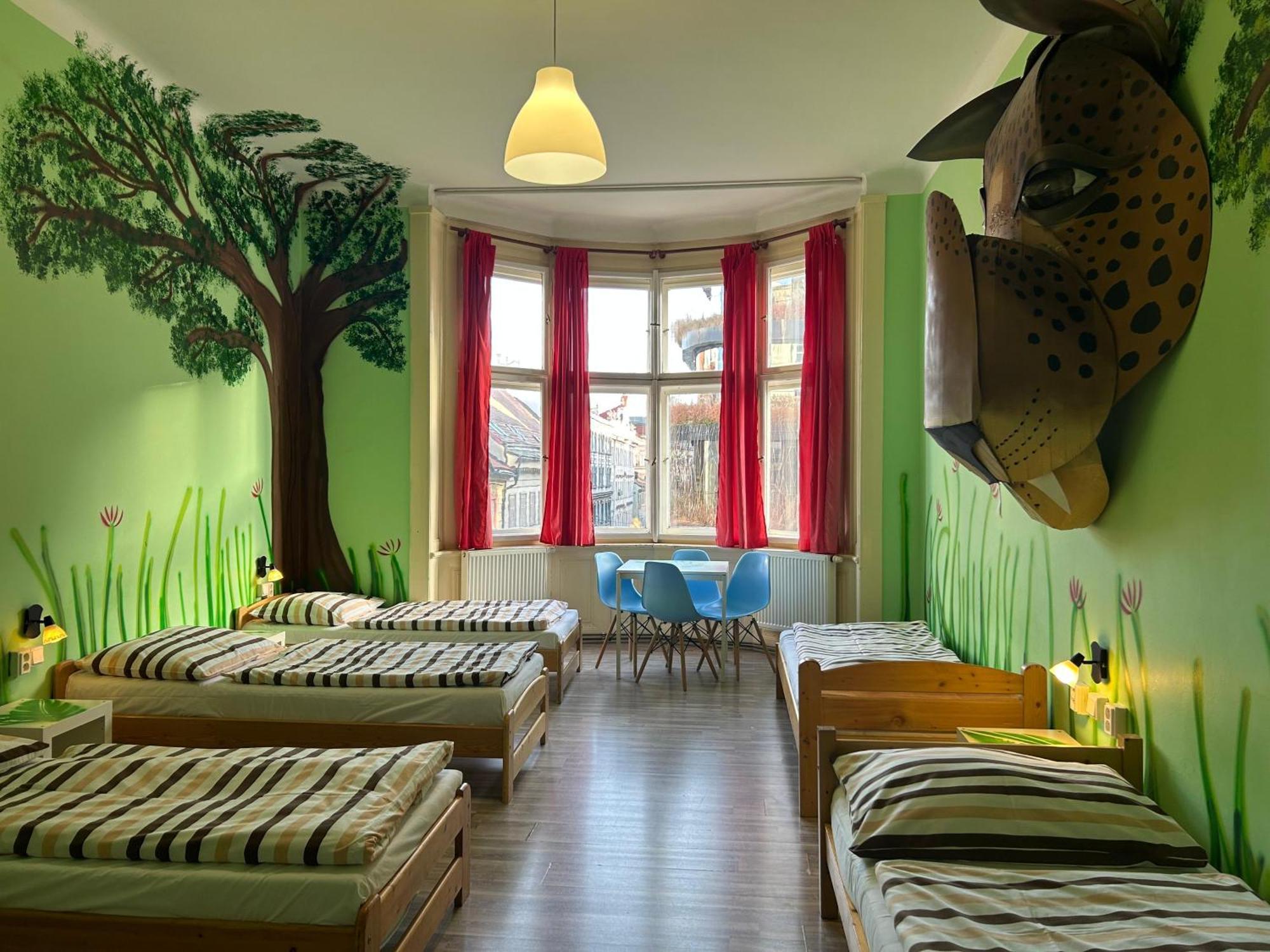 Hostel Downtown Prag Eksteriør billede
