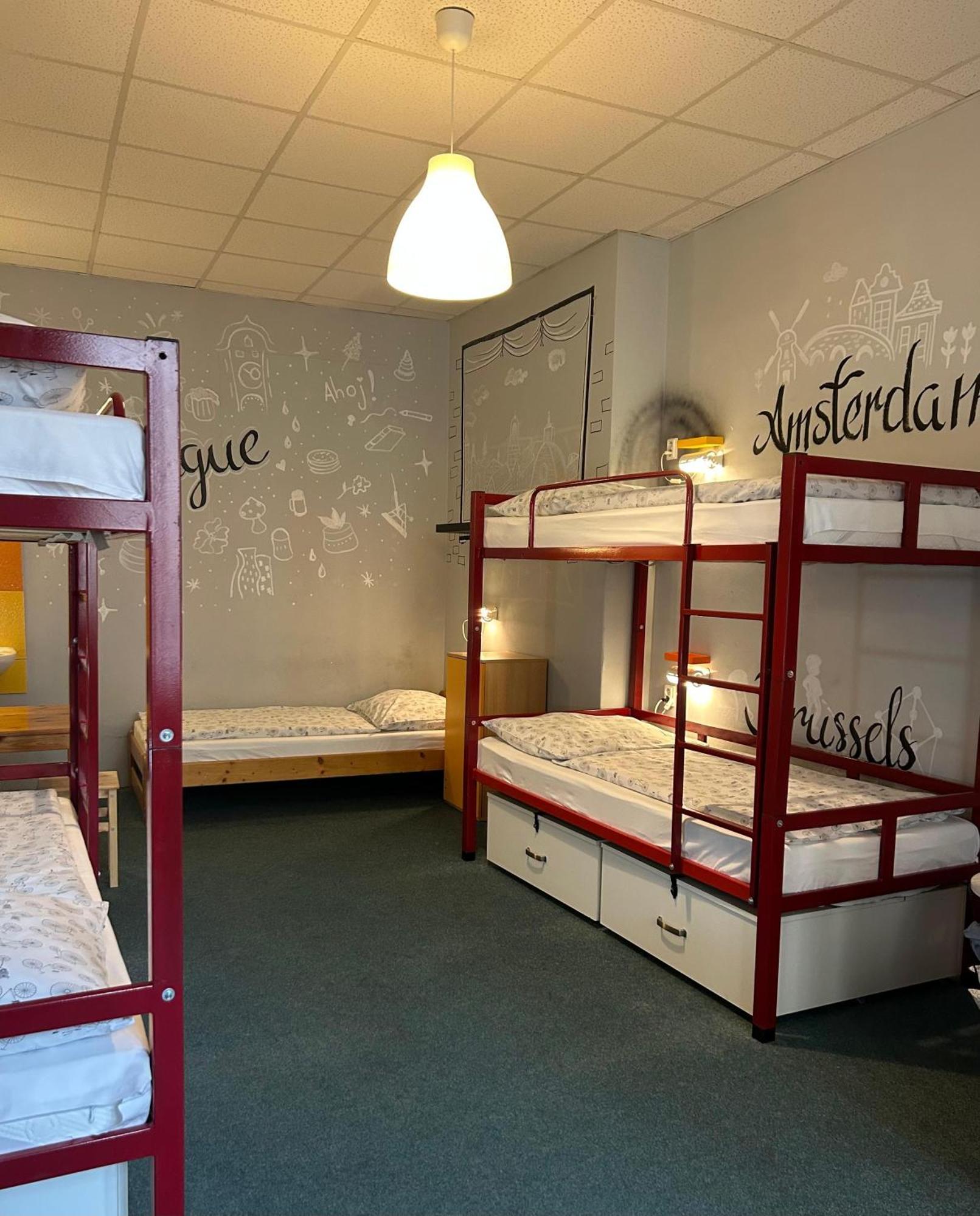 Hostel Downtown Prag Eksteriør billede