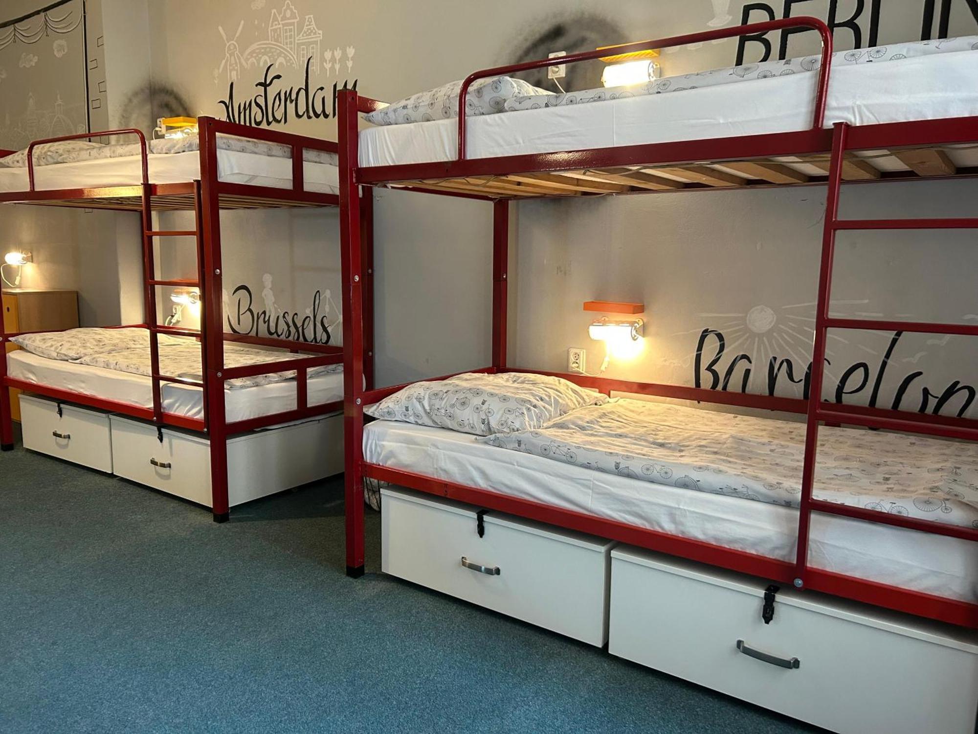 Hostel Downtown Prag Eksteriør billede